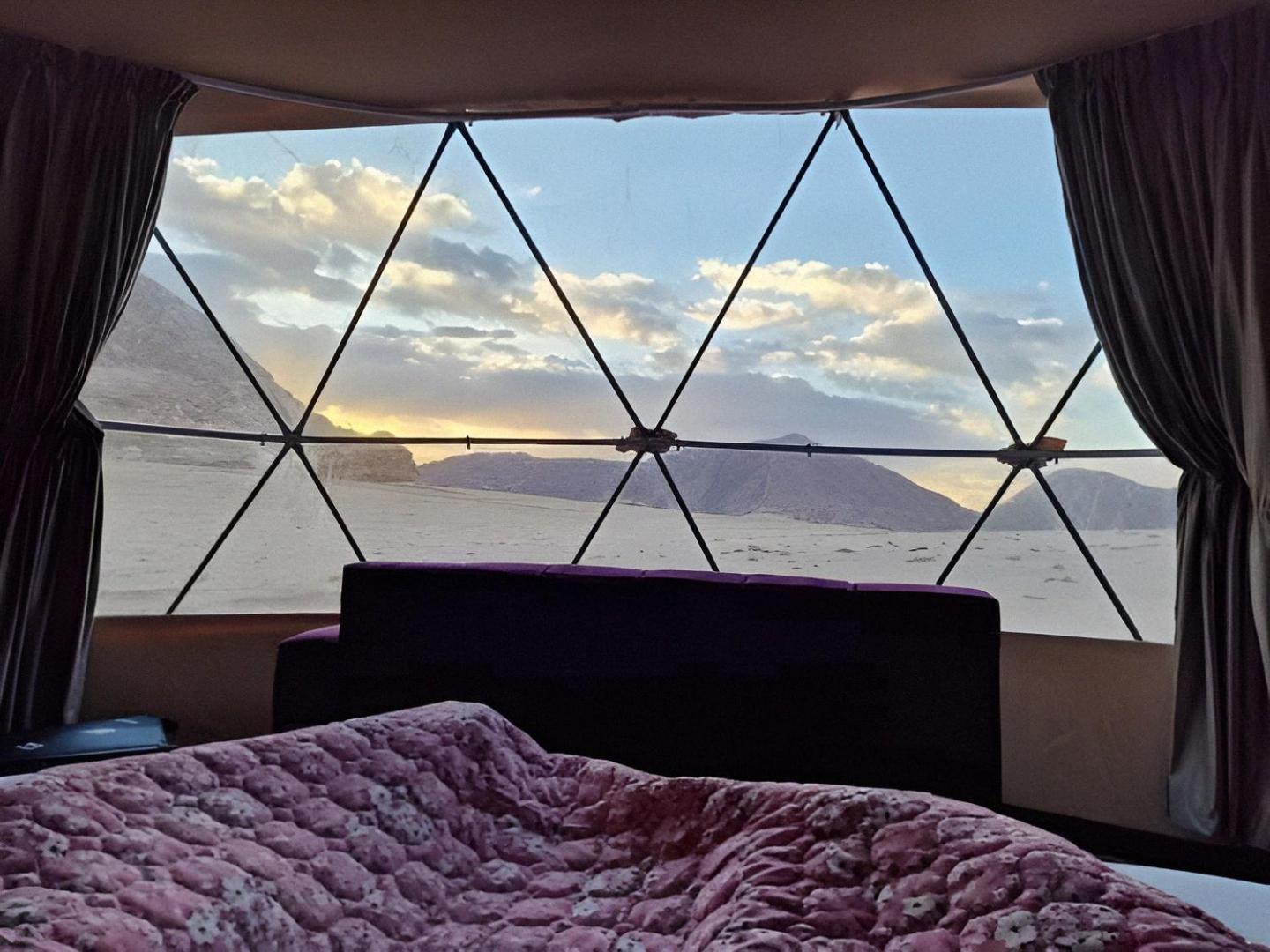 Wadi Rum Mundo Camp Akaba Eksteriør bilde
